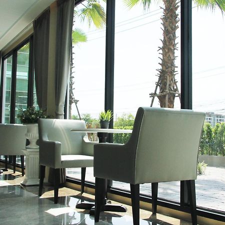 The Green View Hotel Ban Khlong Sanam Phli Buitenkant foto